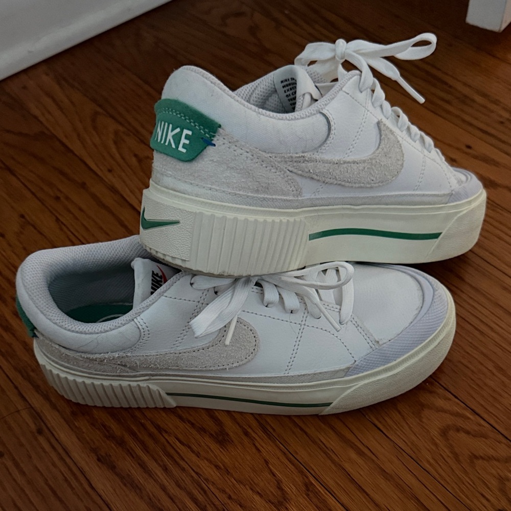 Nike White Low-Profile Sneakers with Green Trim